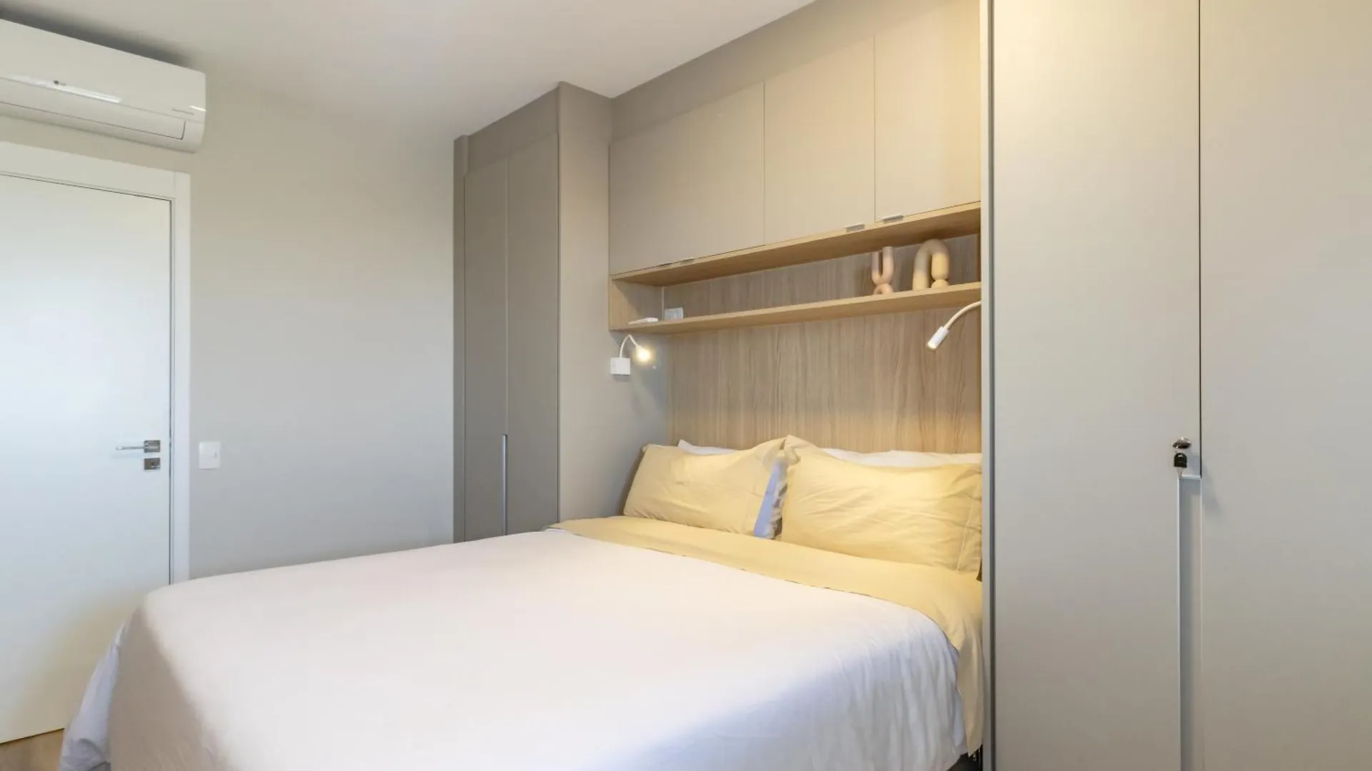 Charme Pinheiros E Jardins Com Piscina, Cama Queen São Paulo 0*,  Brazílie